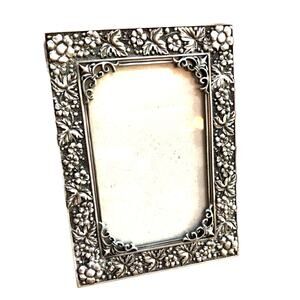 Ornate Silver Pewter Metal standing desk top photo frame picture holder 4" x 6"